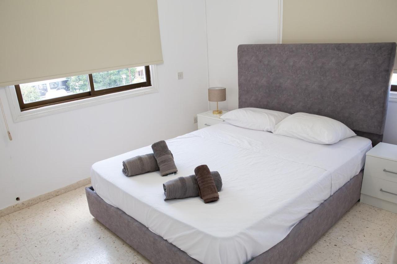 Spacious 2 Bedroom Appartment Near Mall -Internet 1Gbps Pafos Dış mekan fotoğraf